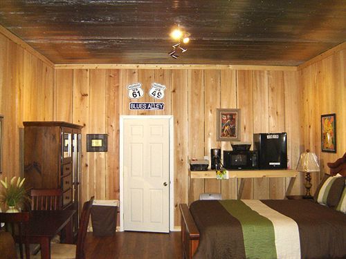 Bluestown Inn Clarksdale Bagian luar foto
